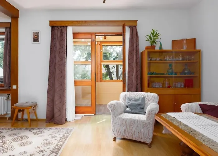 Vakantiehuis Entire House With Garden Near Prague